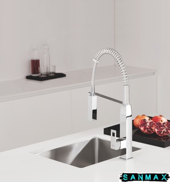 Змішувач для кухні з гнучким виливом Grohe Eurocube (31395000) 31395000 фото
