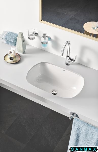 Змішувач для умивальника L-розміру Grohe Eurosmart (23537002) 23537002 фото