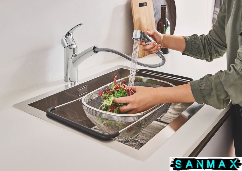 Змішувач для кухні з висувним виливом Grohe Eurosmart (30305000) 30305000 фото