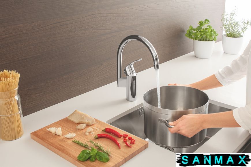 Змішувач для кухні Grohe Eurosmart (33202002) 33202002 фото